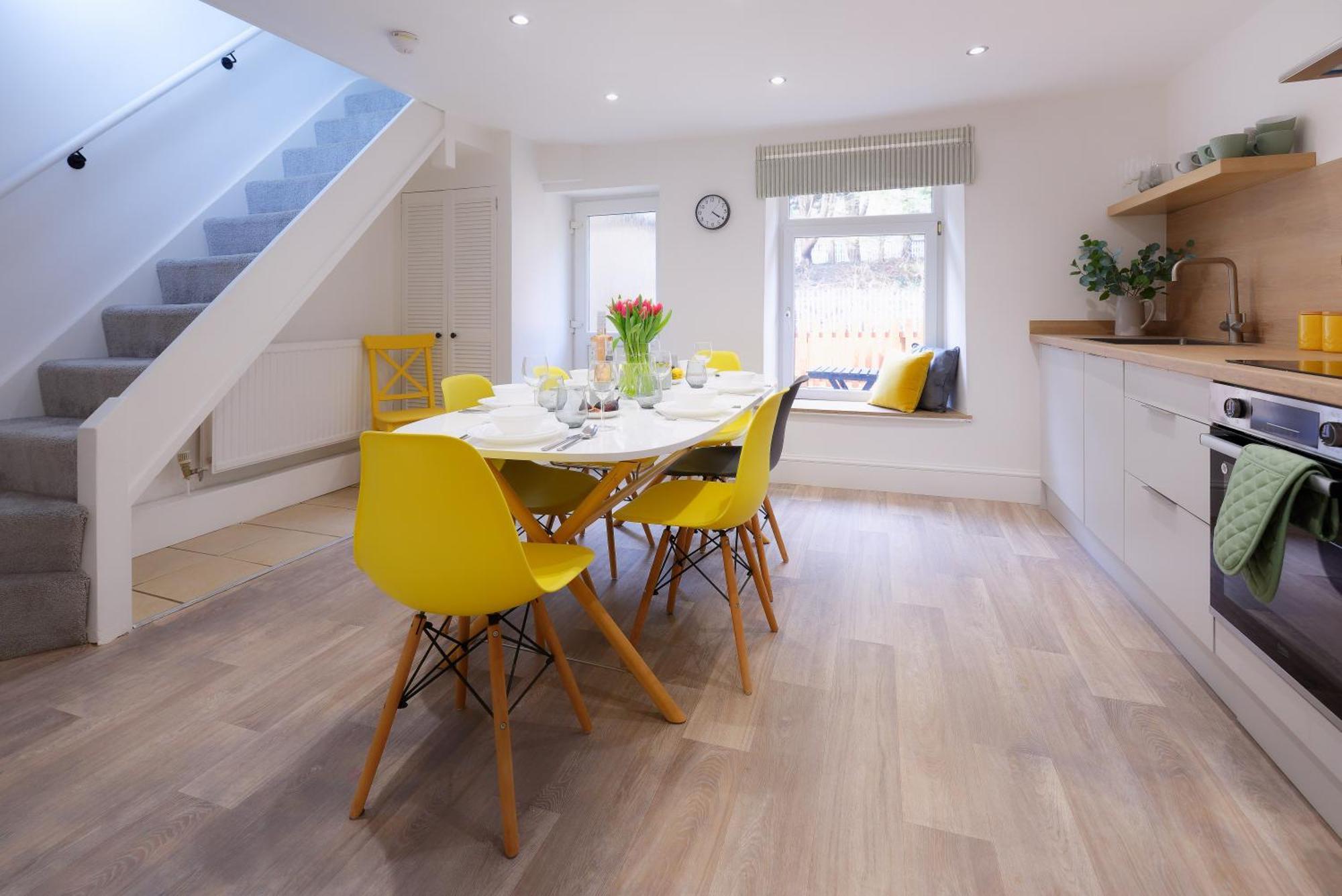 Stayright 3 Bed Home Near Hiking Trails & Parks Llwynypia Buitenkant foto